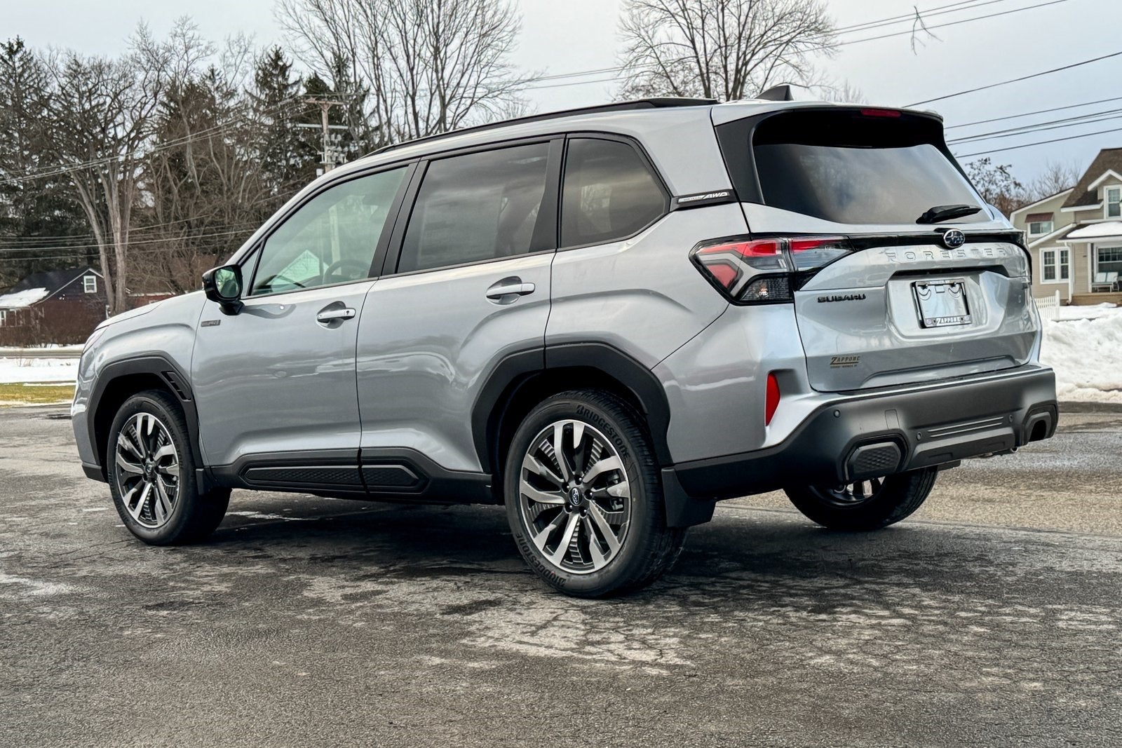 2025 Subaru FORESTER Touring Hybrid
