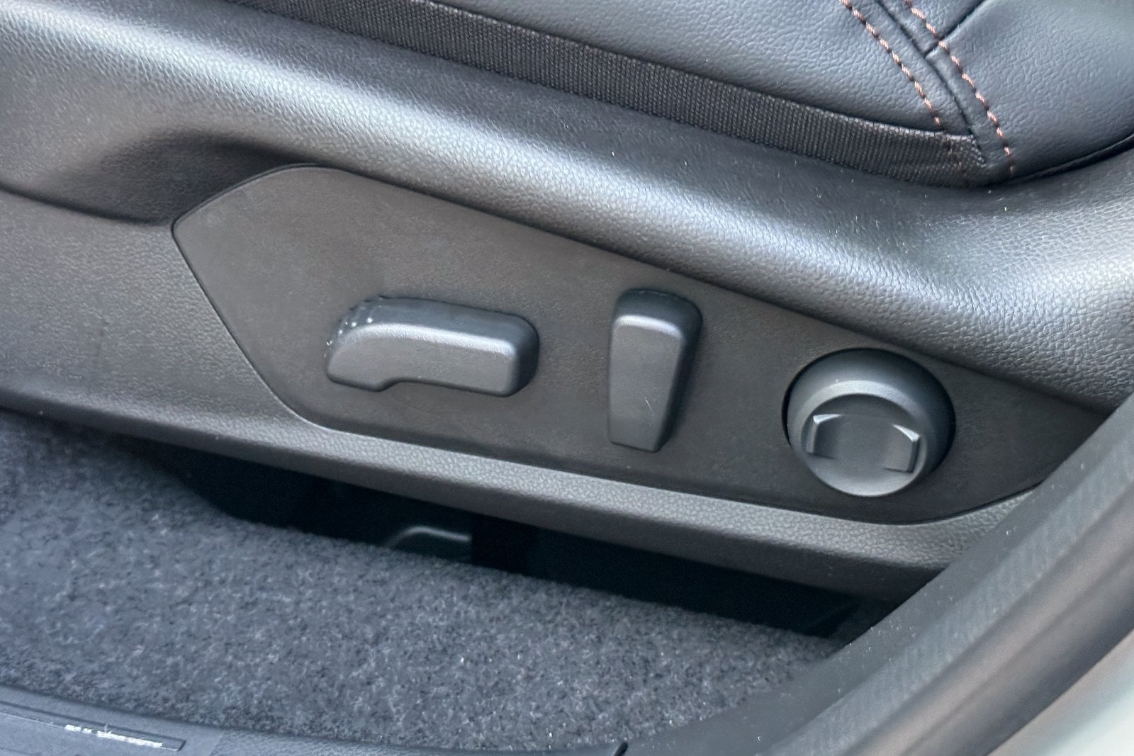 2025 Subaru FORESTER Touring Hybrid