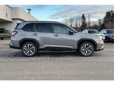 2025 Subaru FORESTER Touring Hybrid