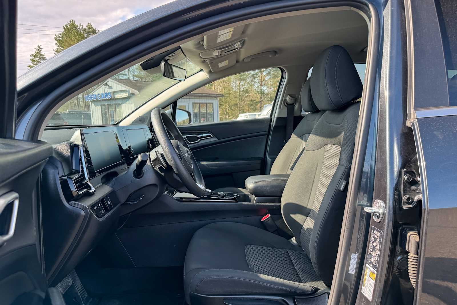 2023 Kia Sportage Hybrid LX