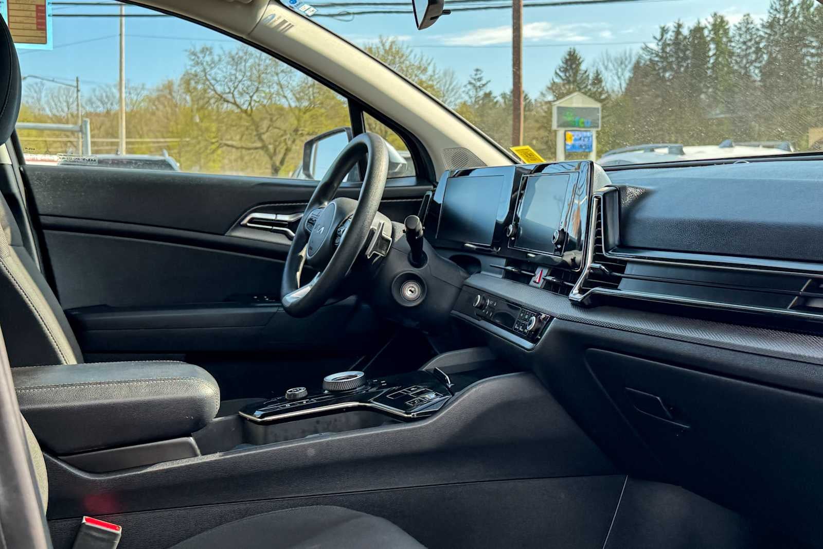 2023 Kia Sportage Hybrid LX
