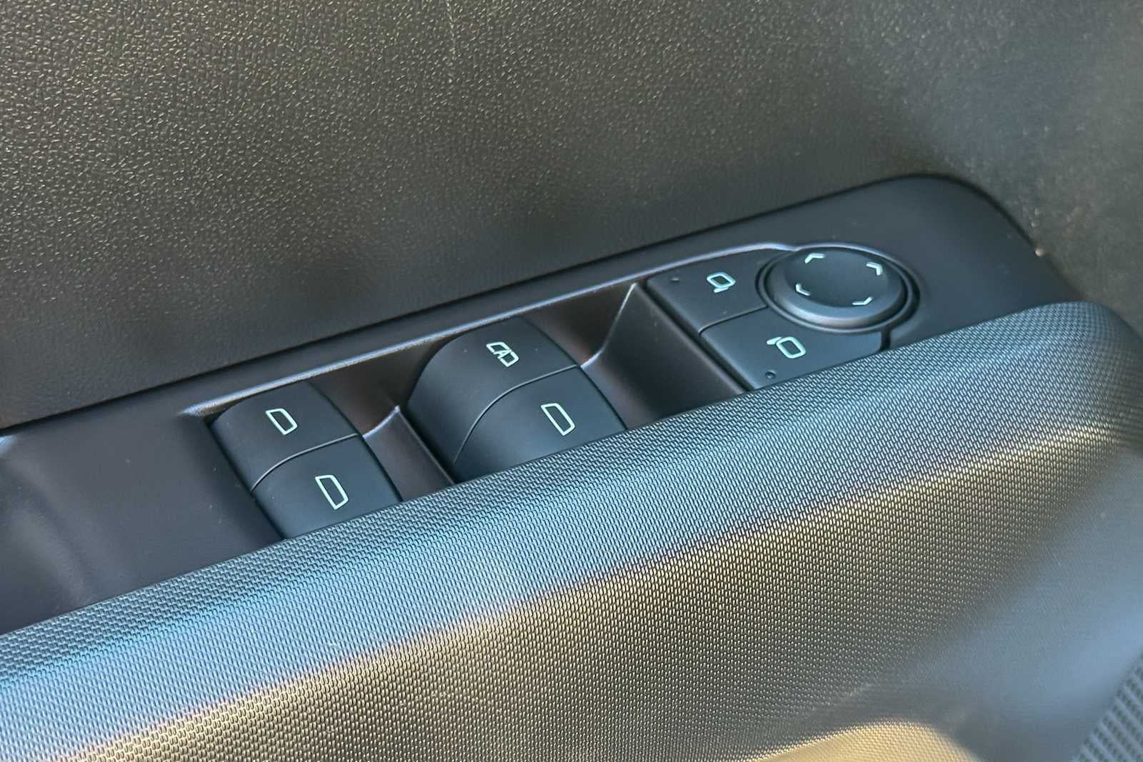 2024 Chevrolet Colorado 4WD LT