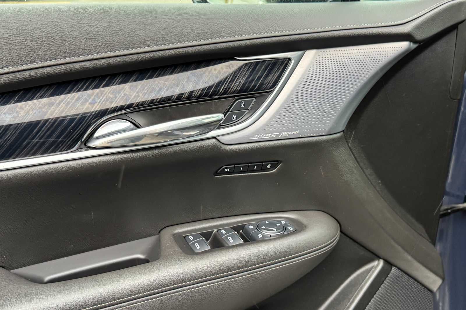 2025 Cadillac XT6 AWD Premium Luxury