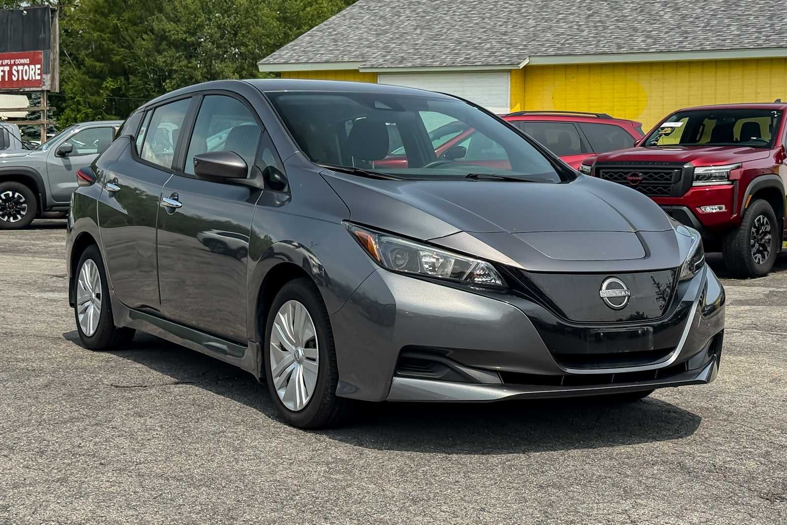 2023 Nissan LEAF S