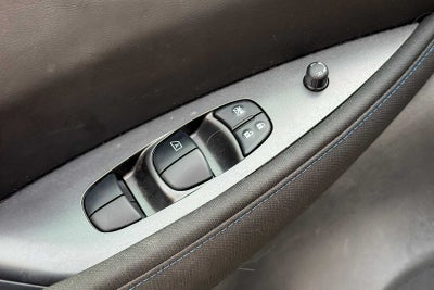 2023 Nissan LEAF S