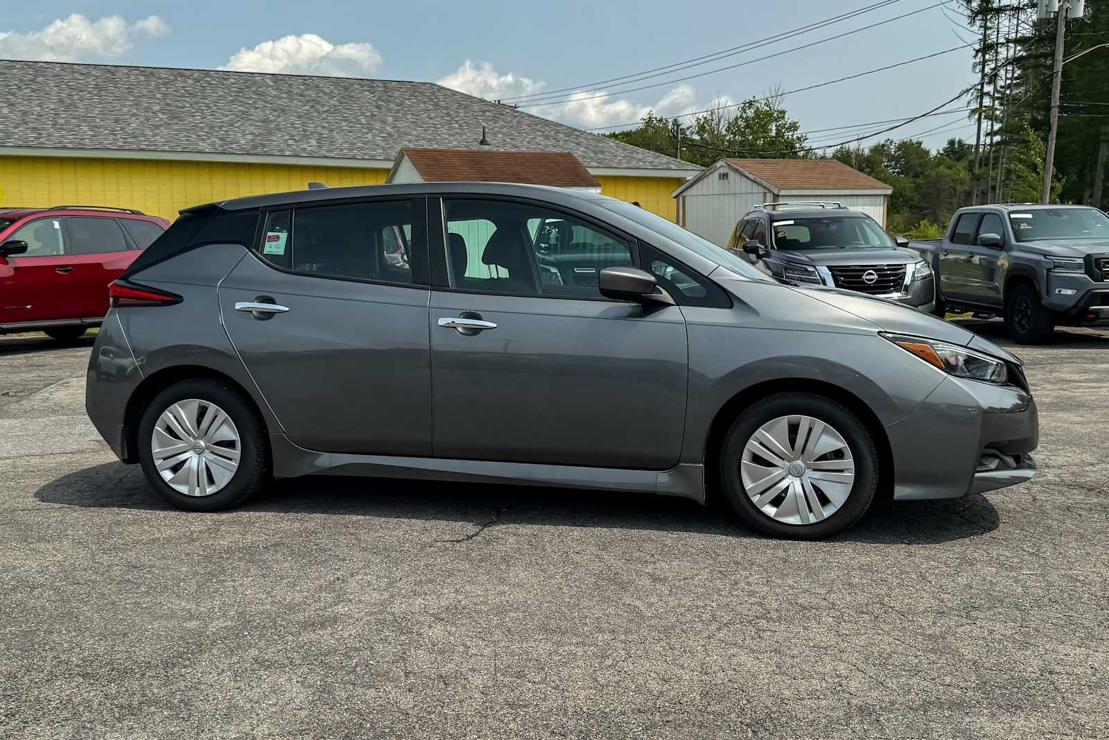 2023 Nissan LEAF S