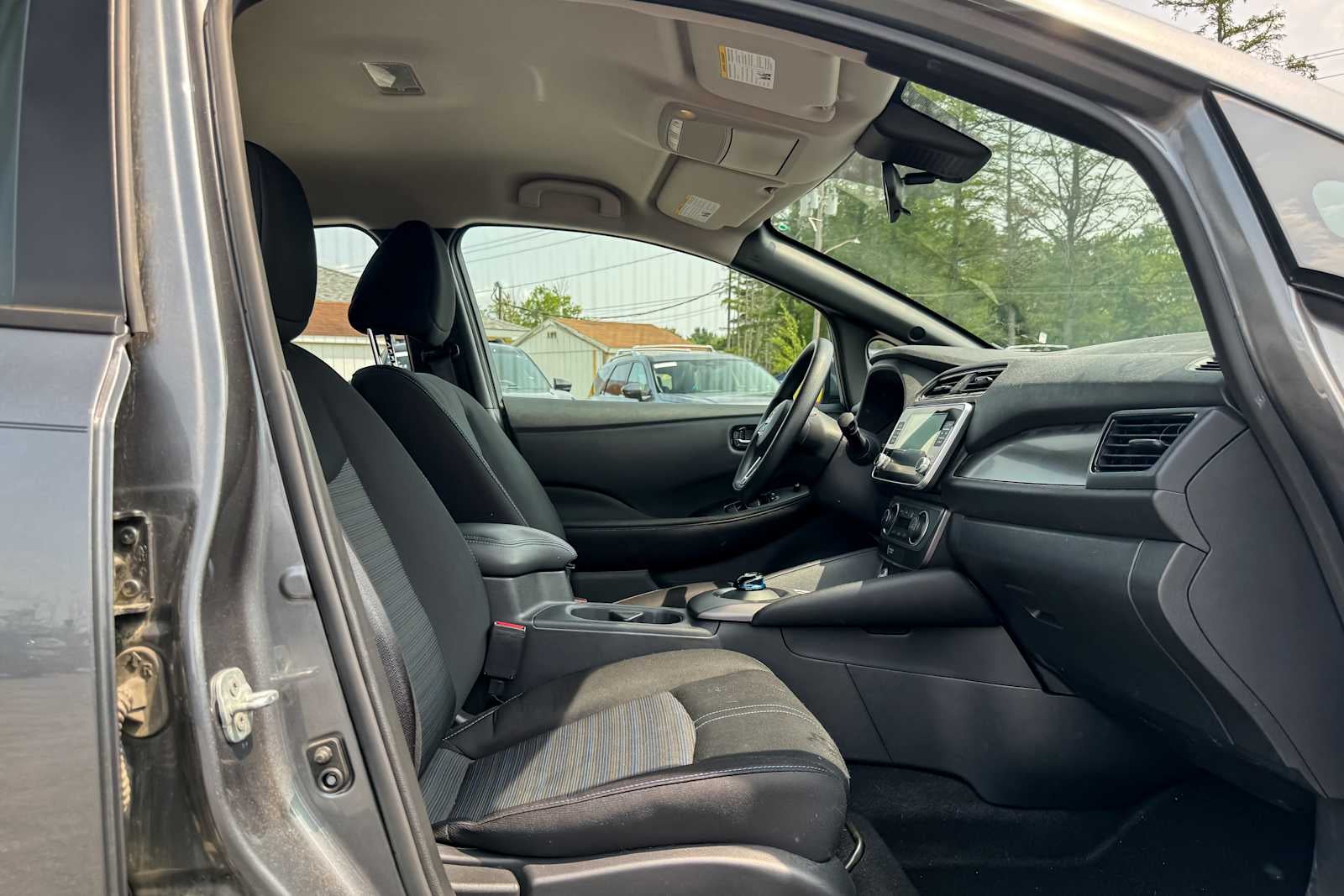 2023 Nissan LEAF S