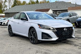 2025 Nissan Altima SR
