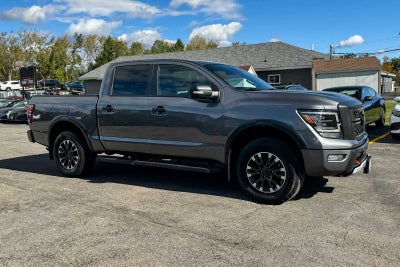 2023 Nissan TITAN Crew Cab PRO-4X®