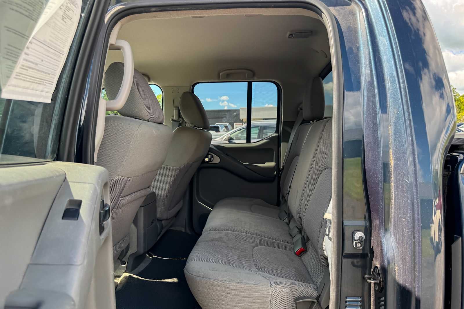 2015 Nissan Frontier SV