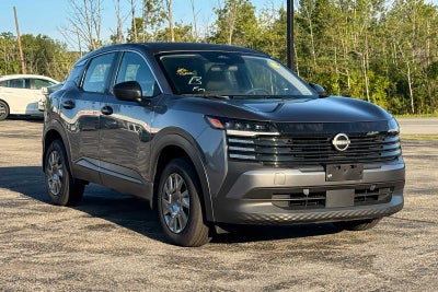 2025 Nissan Kicks S