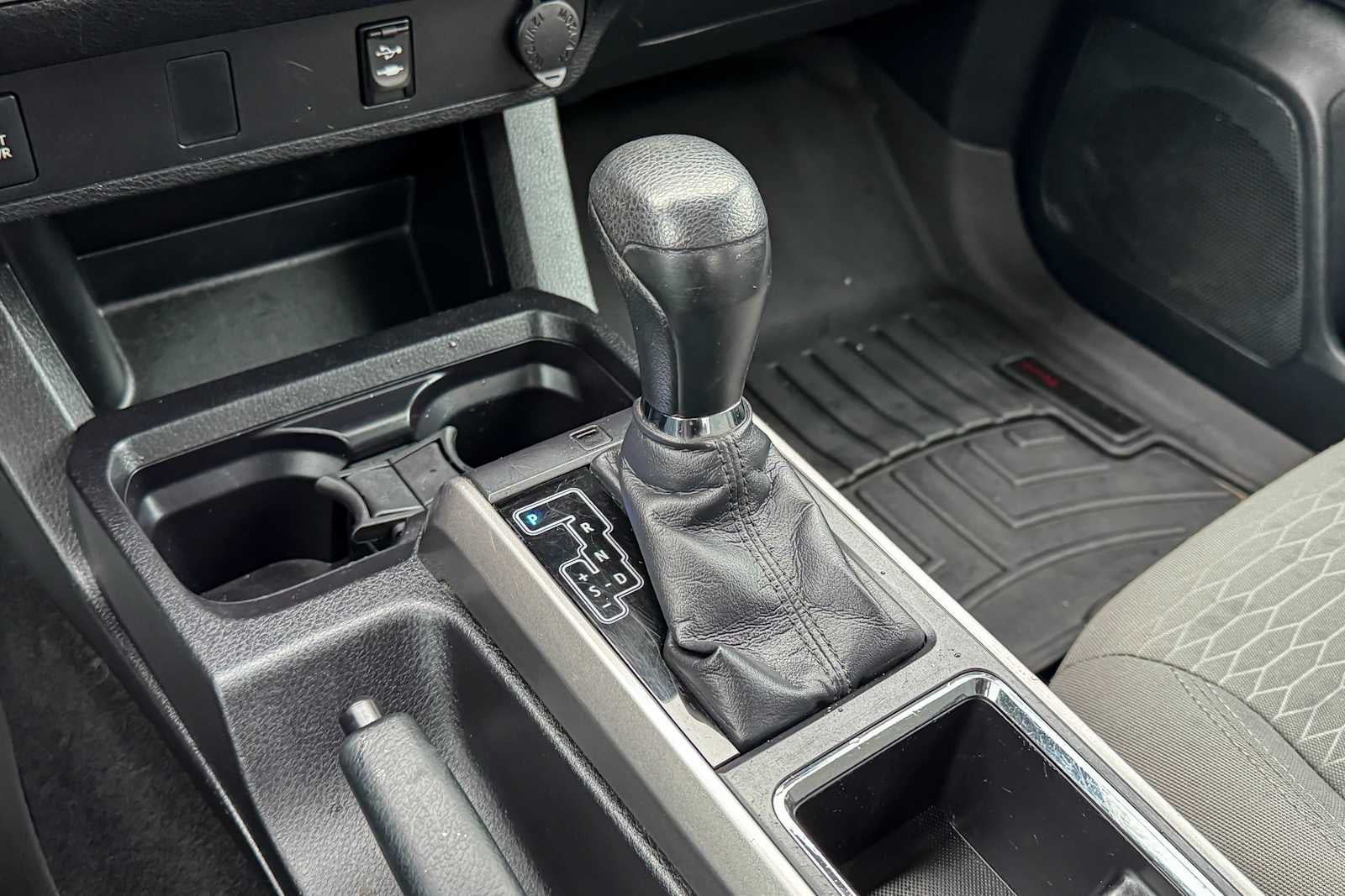 2016 Toyota Tacoma SR5