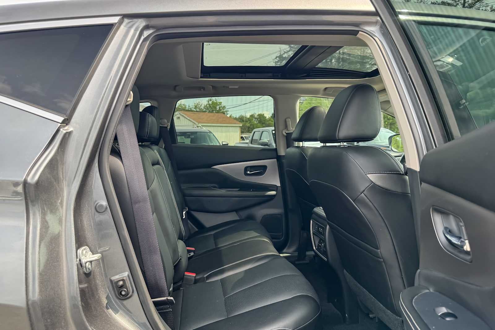 2022 Nissan Murano SL