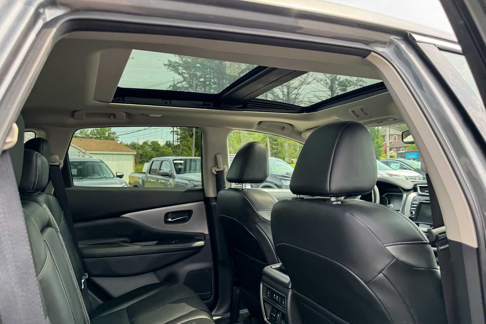 2022 Nissan Murano SL