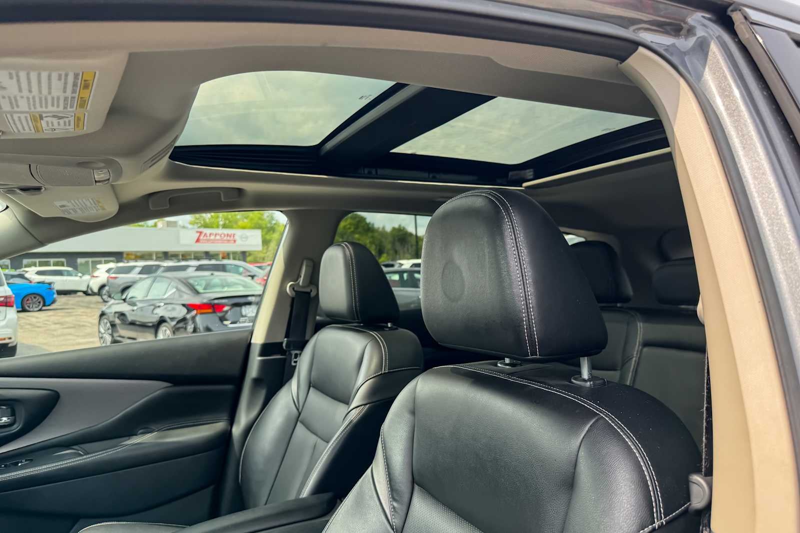 2022 Nissan Murano SL