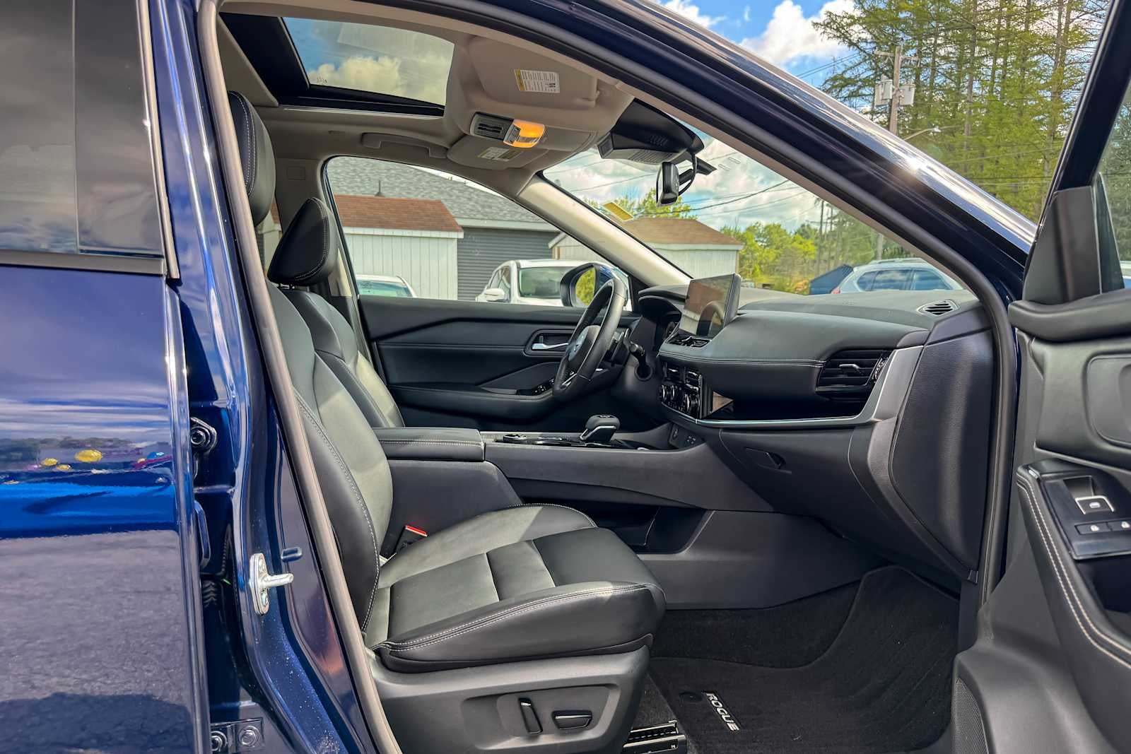 2024 Nissan Rogue SL