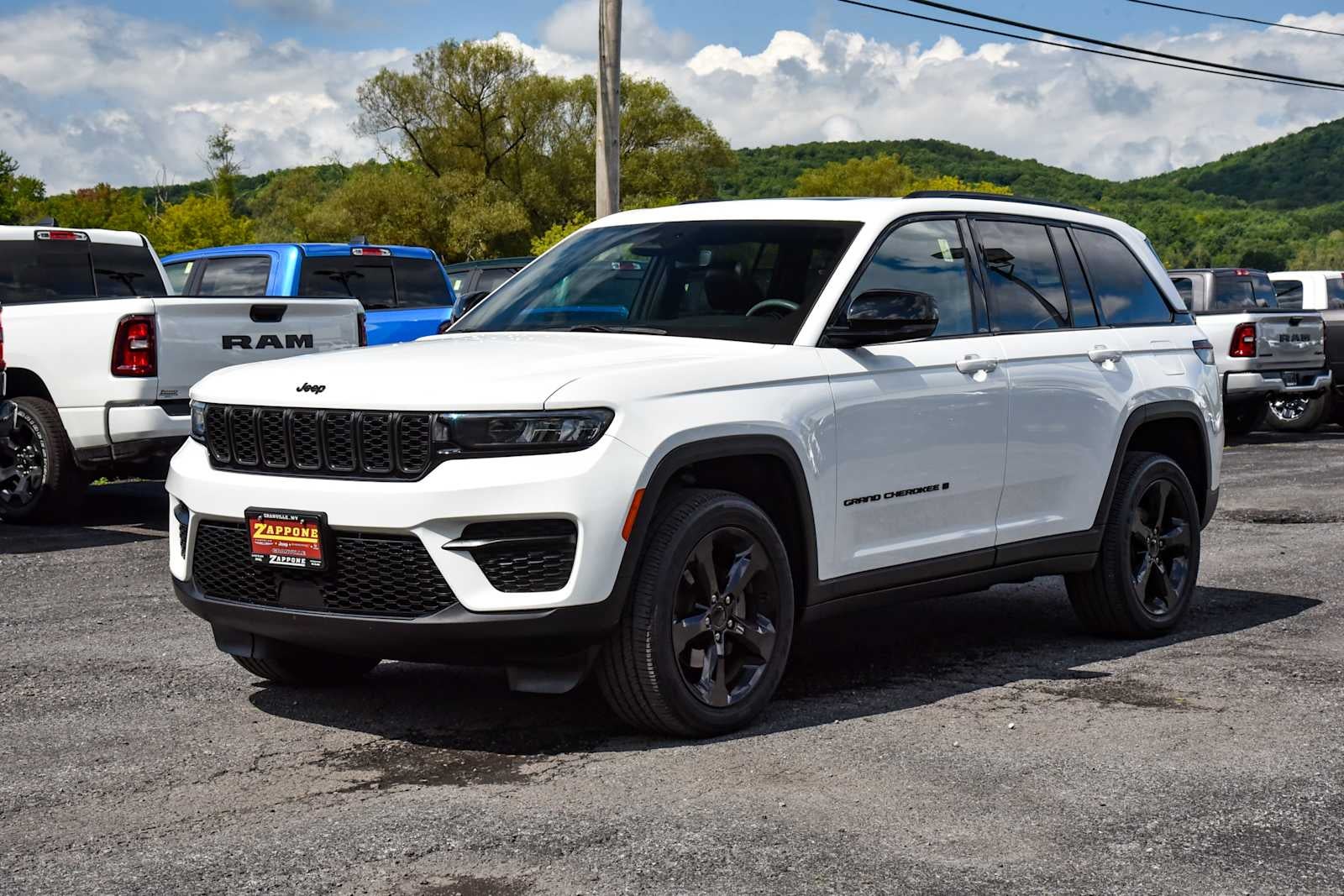 2023 Jeep Grand Cherokee Altitude