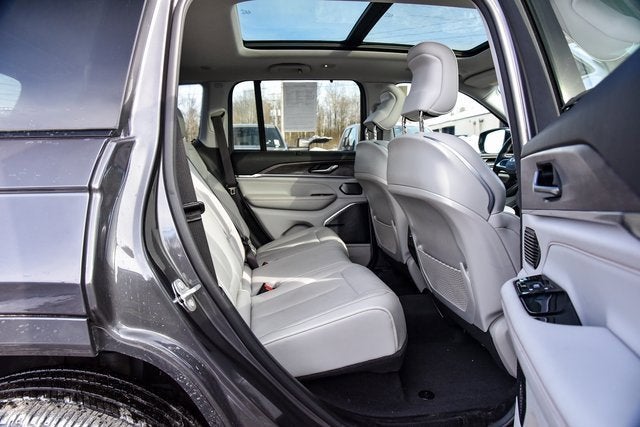 2022 Jeep Grand Cherokee Overland