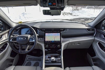 2022 Jeep Grand Cherokee Overland