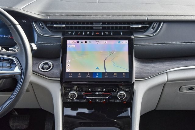 2022 Jeep Grand Cherokee Overland