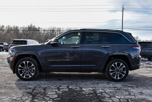 2022 Jeep Grand Cherokee Overland