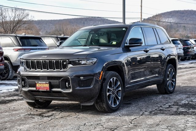 2022 Jeep Grand Cherokee Overland