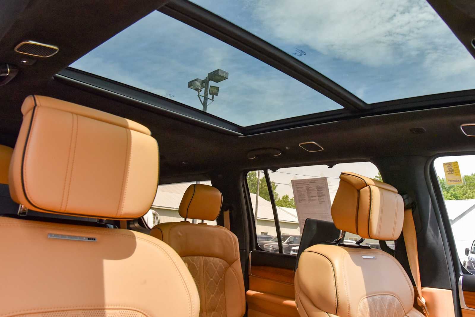 2022 Jeep Grand Wagoneer Series III