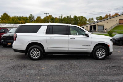 2023 Chevrolet Suburban LT