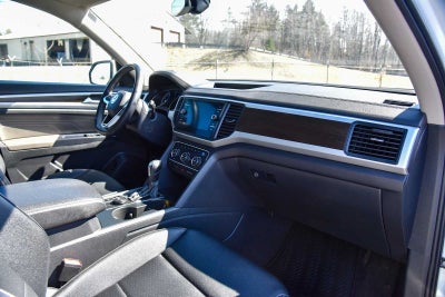 2021 Volkswagen Atlas 3.6L V6 SE w/Technology