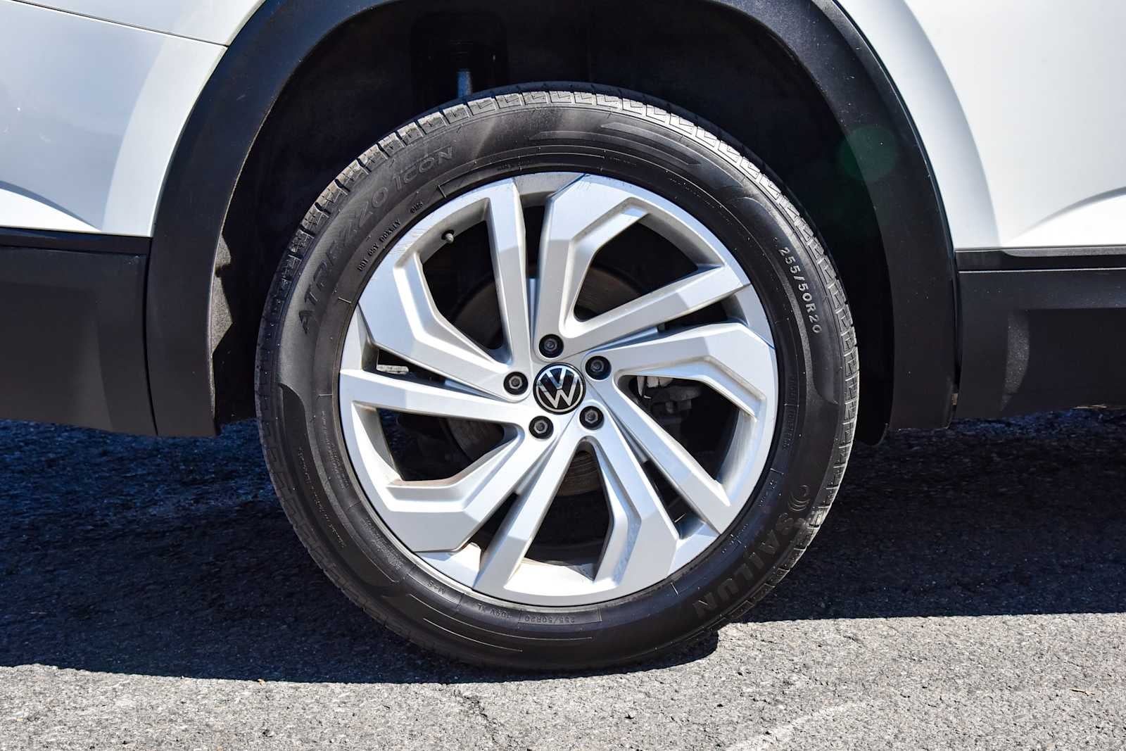 2021 Volkswagen Atlas 3.6L V6 SE w/Technology