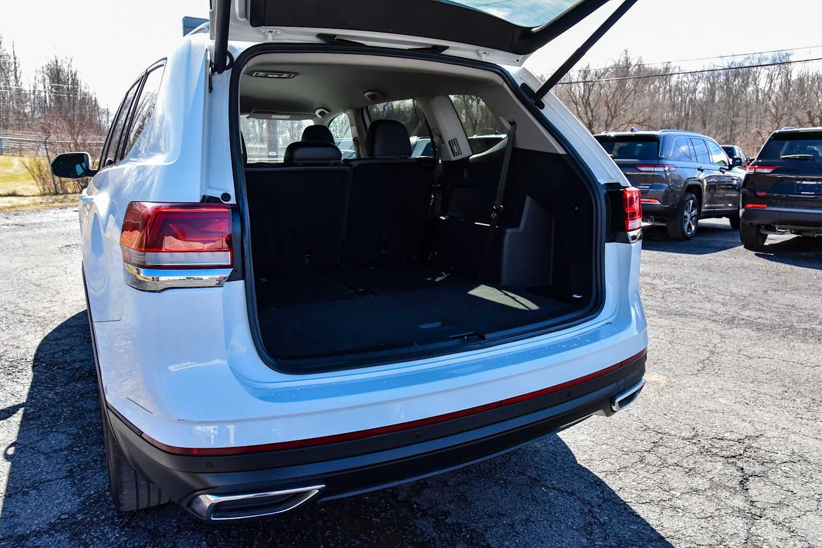 2021 Volkswagen Atlas 3.6L V6 SE w/Technology