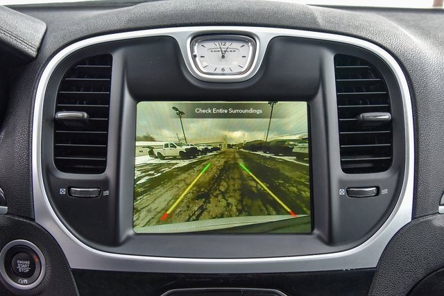 2023 Chrysler 300 Touring L