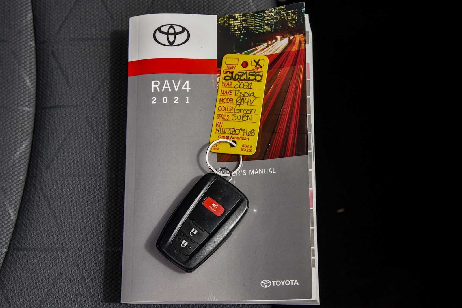 2021 Toyota RAV4 XLE