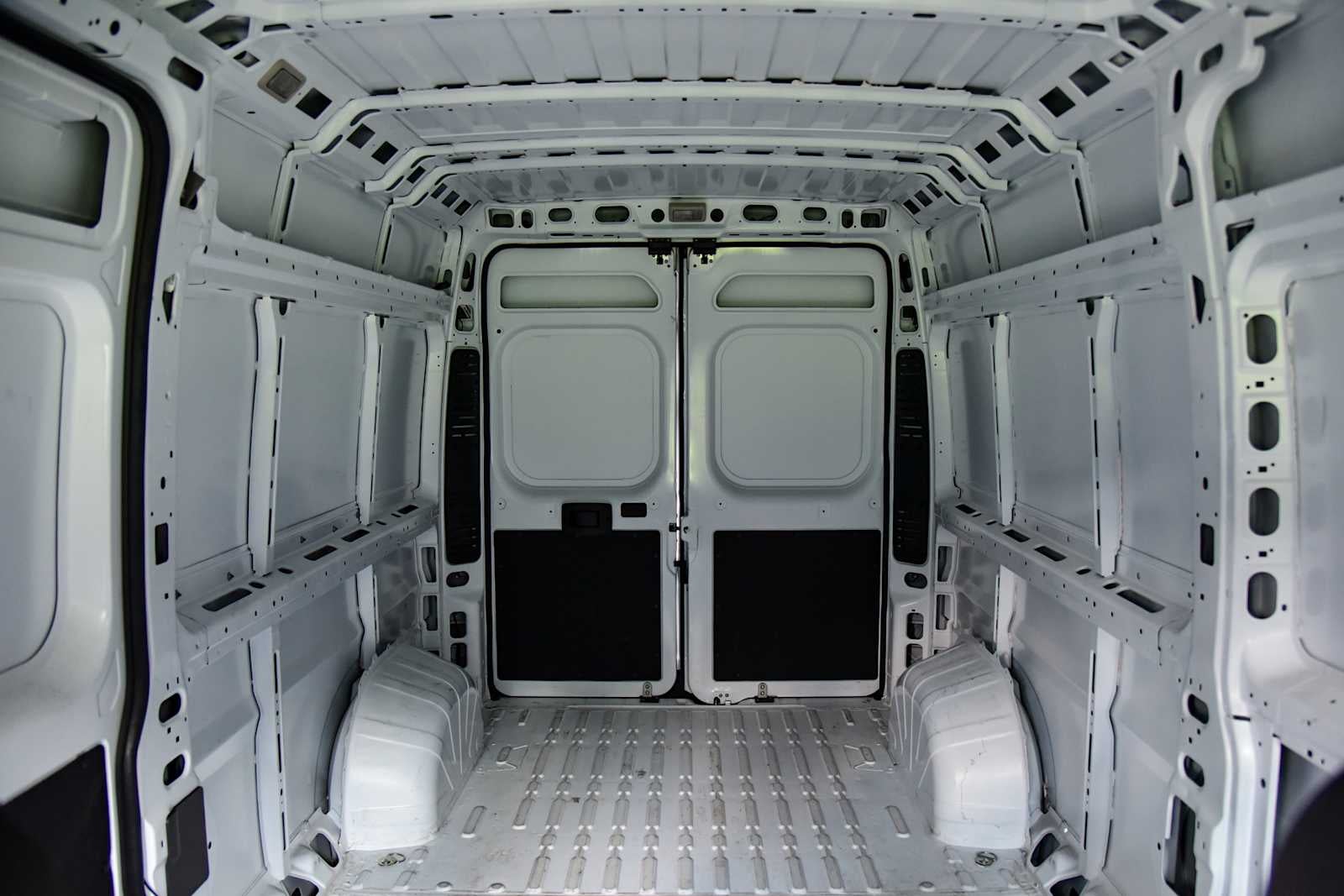 2026 RAM ProMaster Cargo Van Tradesman
