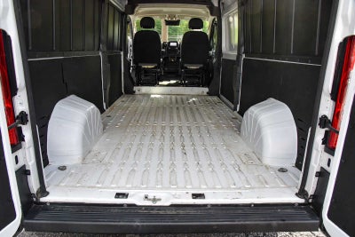 2026 RAM ProMaster Cargo Van Tradesman