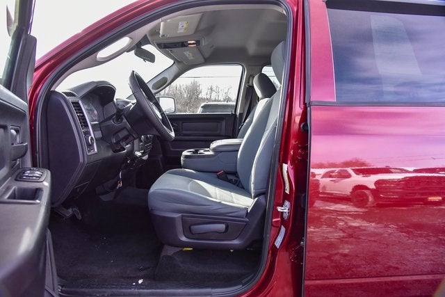 2017 RAM 1500 Express Crew Cab