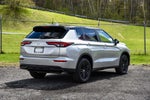 2024 Mitsubishi Outlander ES